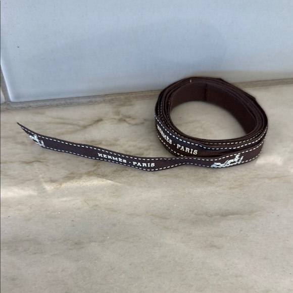 Hermes Ribbon - Picture 2 of 2